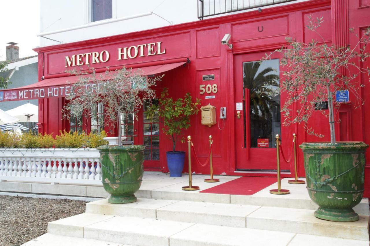 Metro Hotel เปตาลูมา ภายนอก รูปภาพ